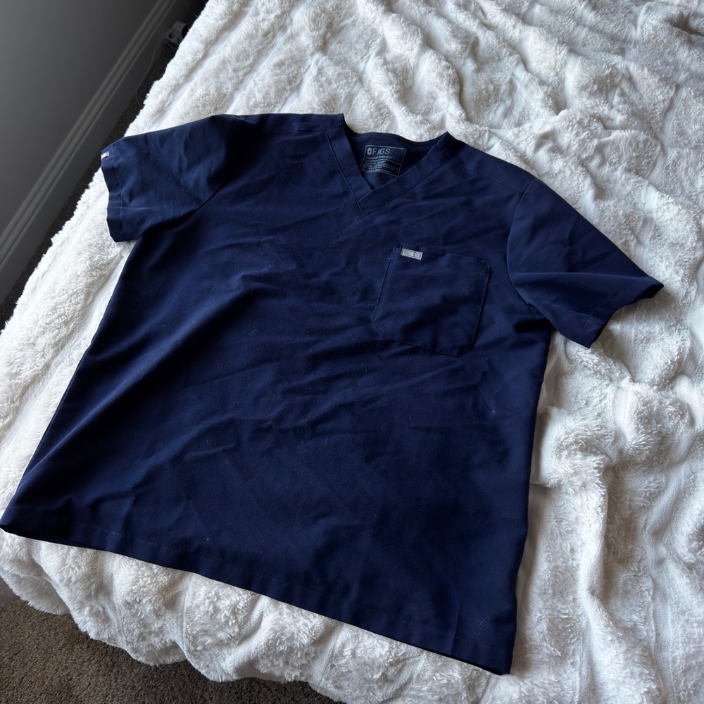 Mens Figs Scrubs Set (Cairo Pants and Leon Top) Navy Blue